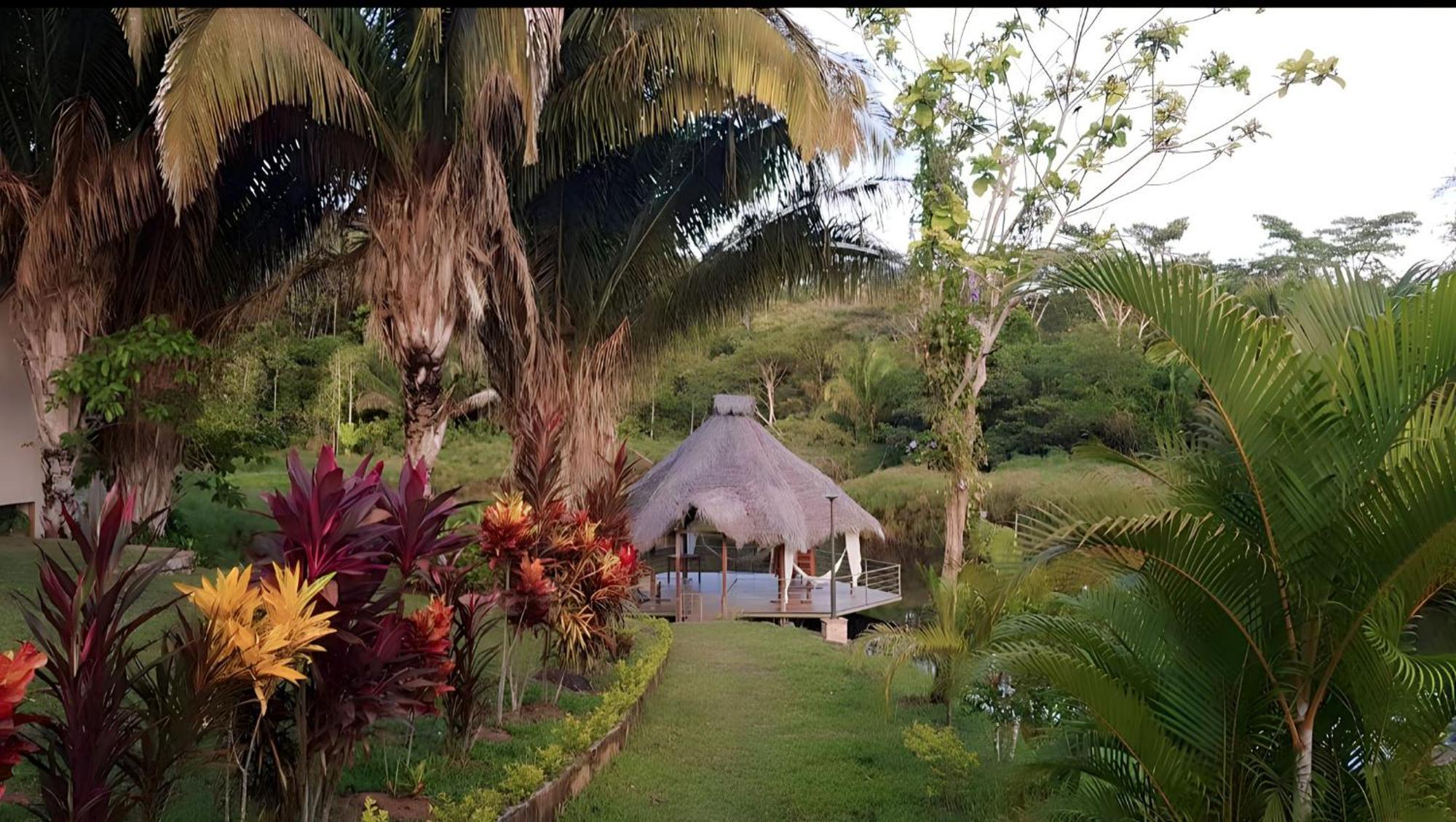 Lagoon Village B&B Y Spa Tarapoto Buitenkant foto